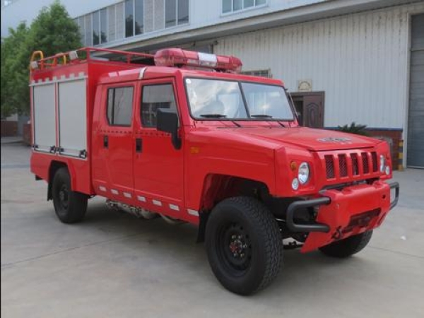 4×4雙排器材消防車